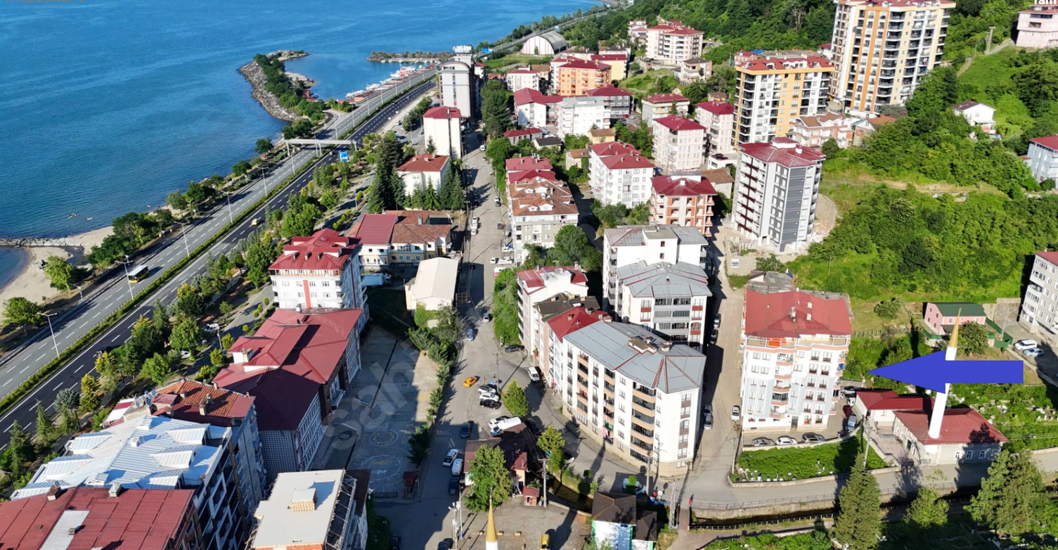 SÜRMENE DE DOĞAYLA DENİZLE İÇ İÇE 520 M2 NET MERKEZİ KONUMDA DUBLEKS